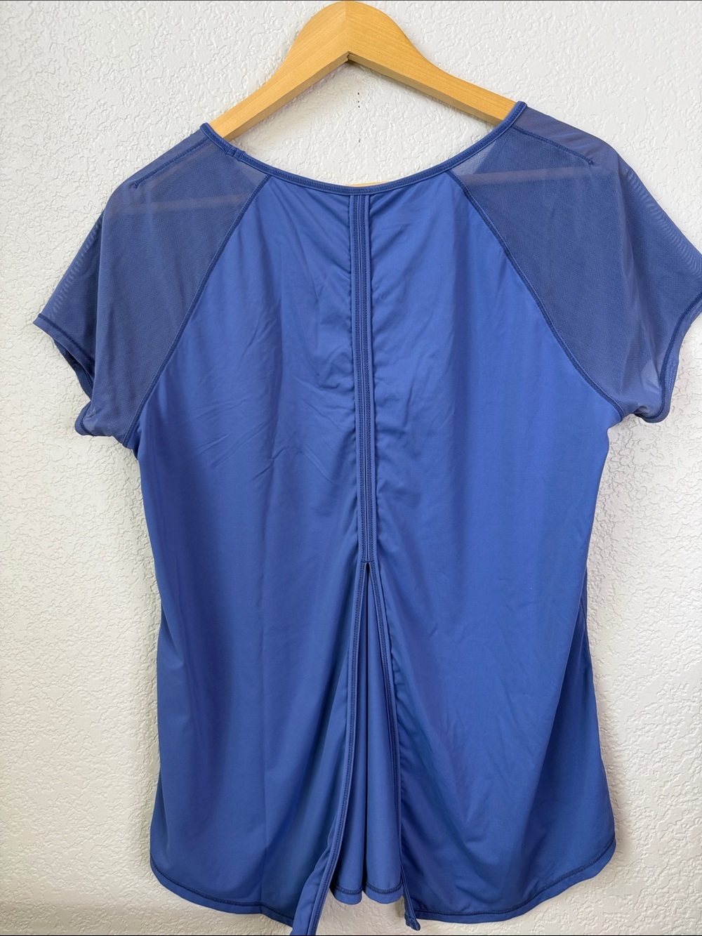 Another Love Movement Short Sleeve Tee Shirt Blue Purple Periwinkle size Medium - Picture 4 of 8